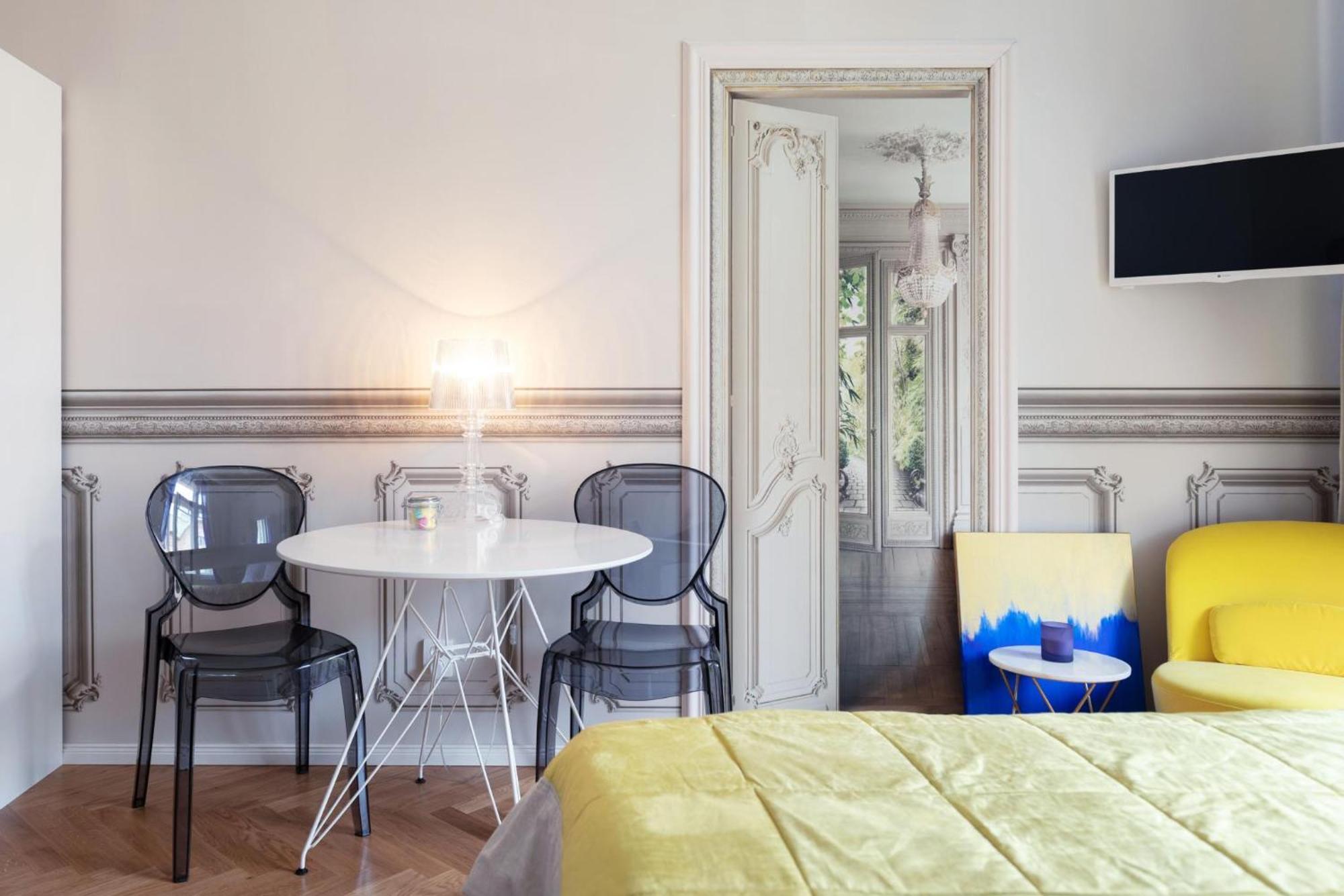 Prague Days - Sunny Riverside Apartments With Terraces Bagian luar foto